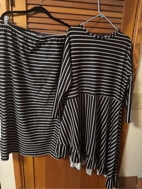 Matching Black & White Stripe Top and Skirt Sew Modest